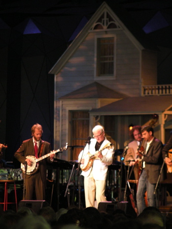 Steve Martin on banjo